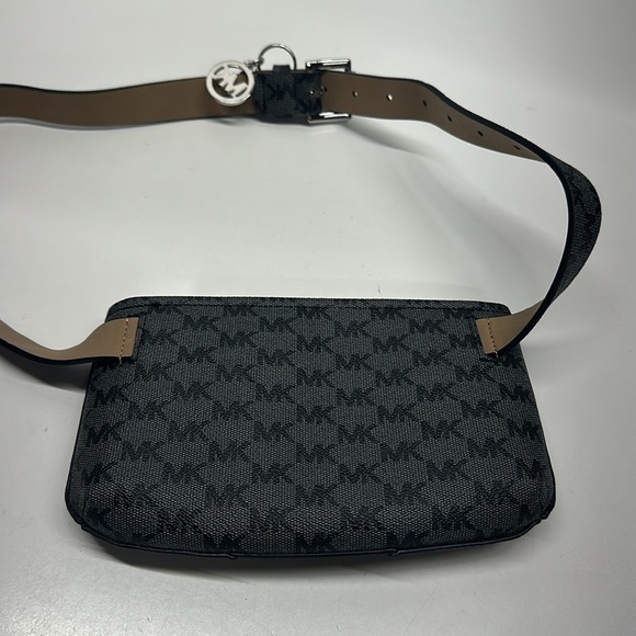 Micheal Kors Logo Belt Bag Fanny Pack Adjustable Faux Leather MK Black Gray S/M - Picture 3 of 8